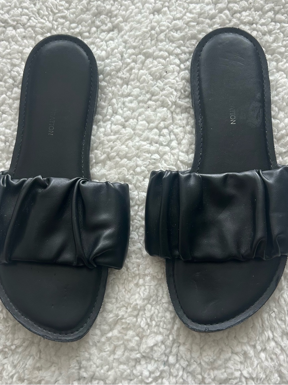 BCBGeneration Black Ruched Slide Sandals